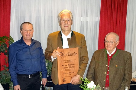 Gauobmann mit altem und neuem Obmann